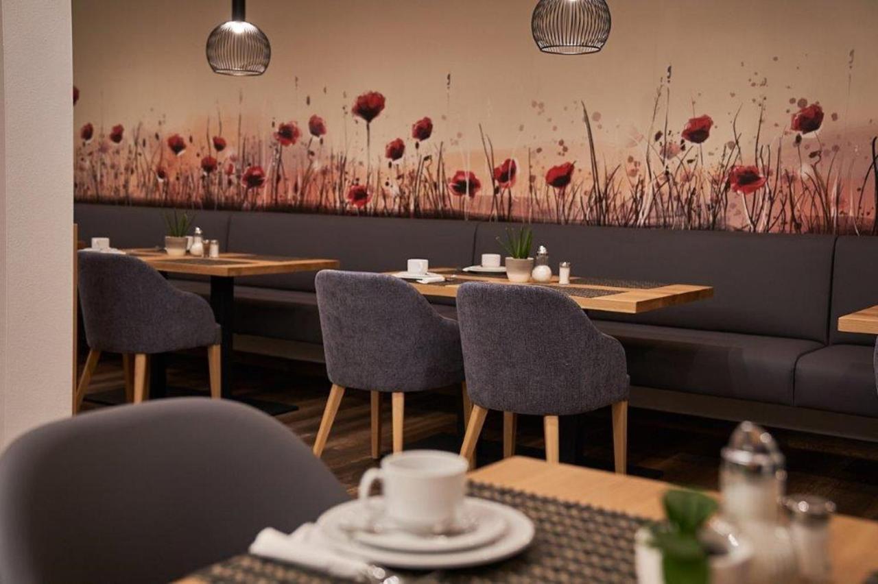 Zum Dallmayr Hotel Garni Berching Dış mekan fotoğraf