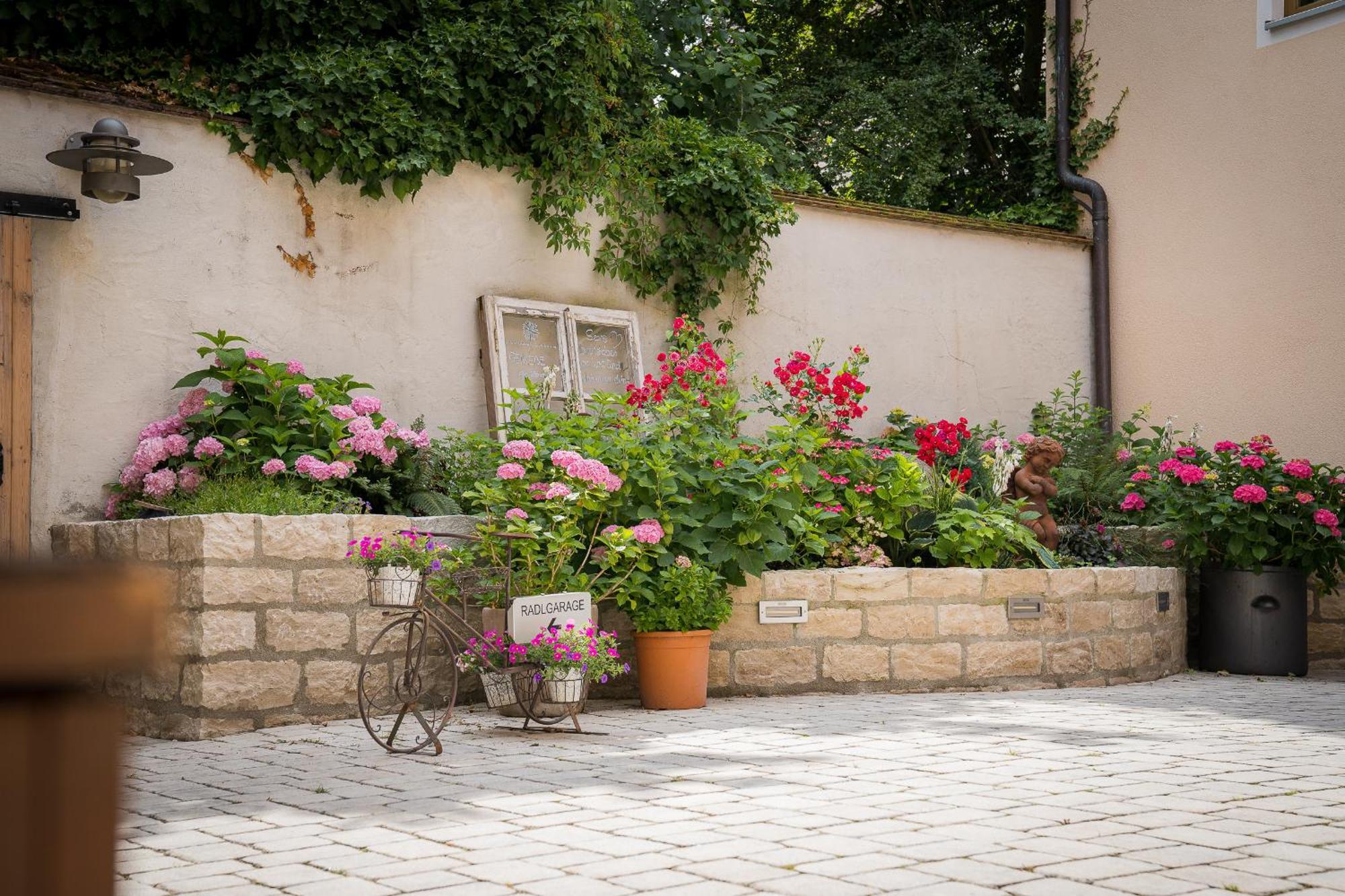 Zum Dallmayr Hotel Garni Berching Dış mekan fotoğraf